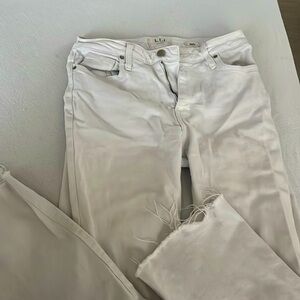 White frayed jeans